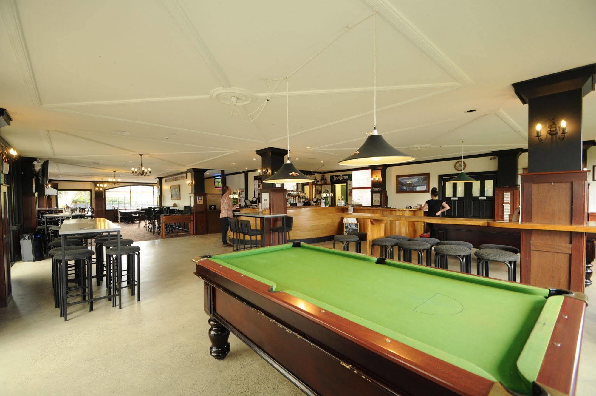 Salty Dog Inn Snells Beach Eksteriør bilde
