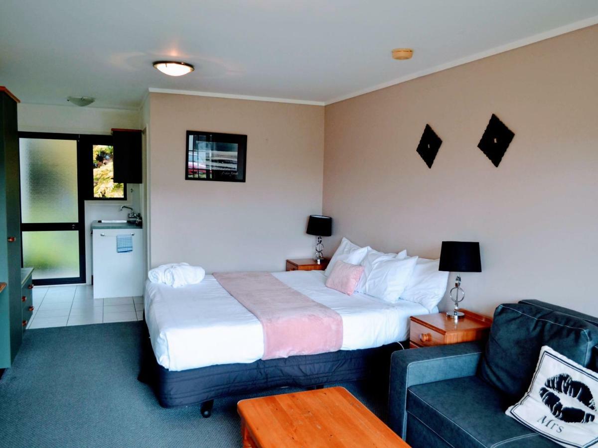 Salty Dog Inn Snells Beach Eksteriør bilde